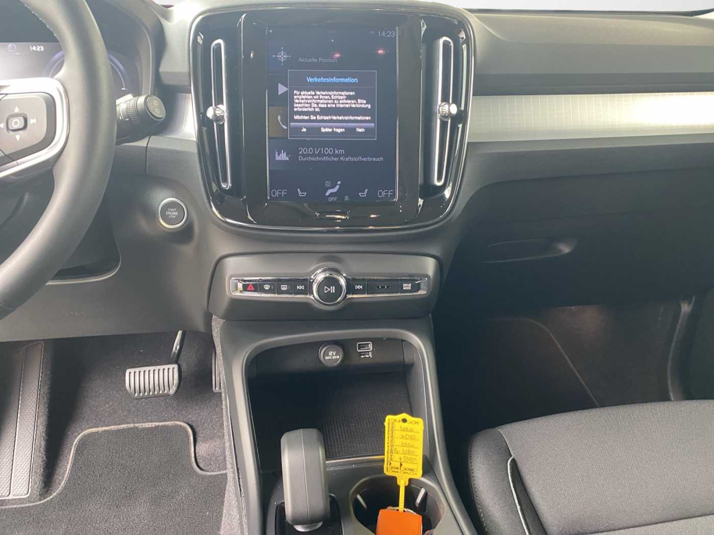 Volvo  XC 40