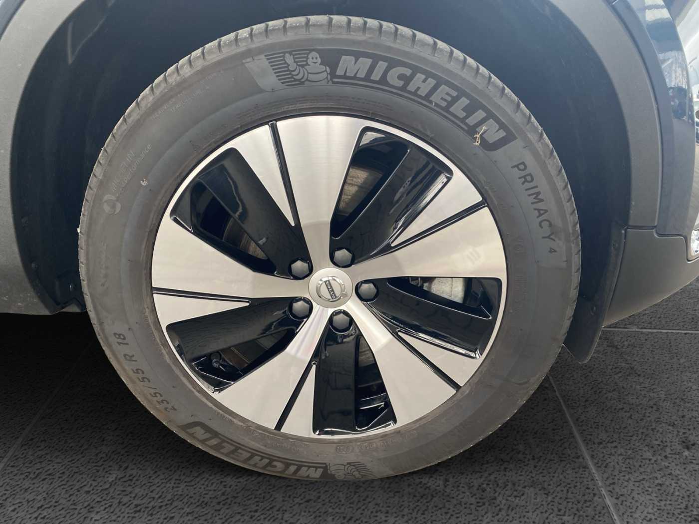 Volvo  XC 40