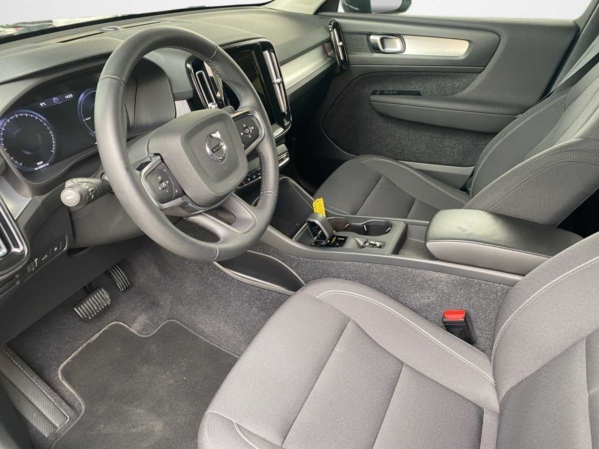 Volvo  XC 40