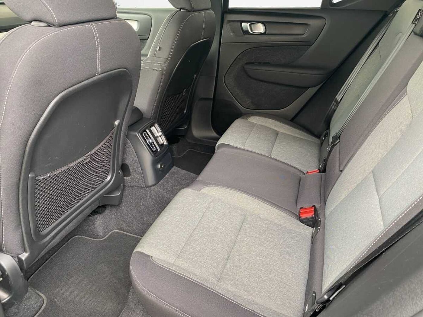 Volvo  XC 40