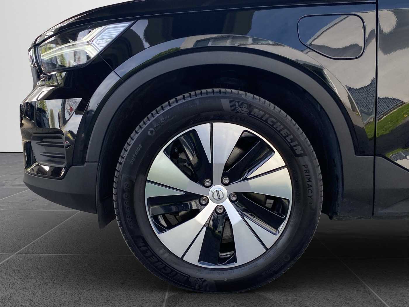 Volvo  XC 40