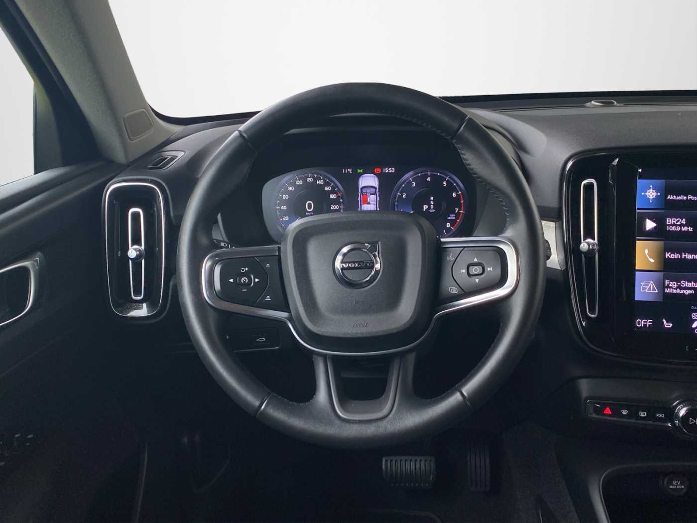 Volvo  XC 40