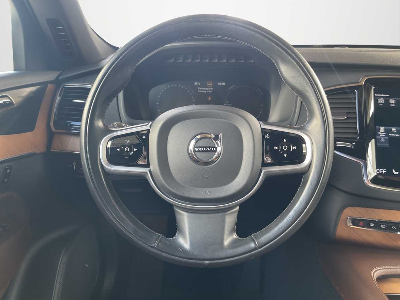 Volvo  XC 90