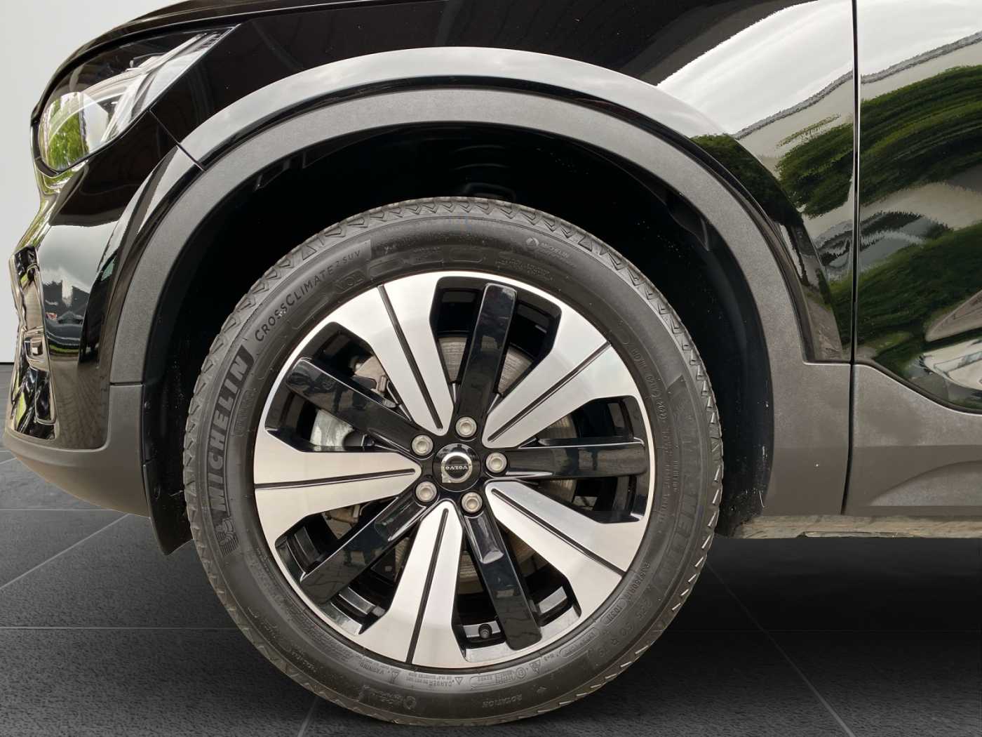 Volvo  XC 40