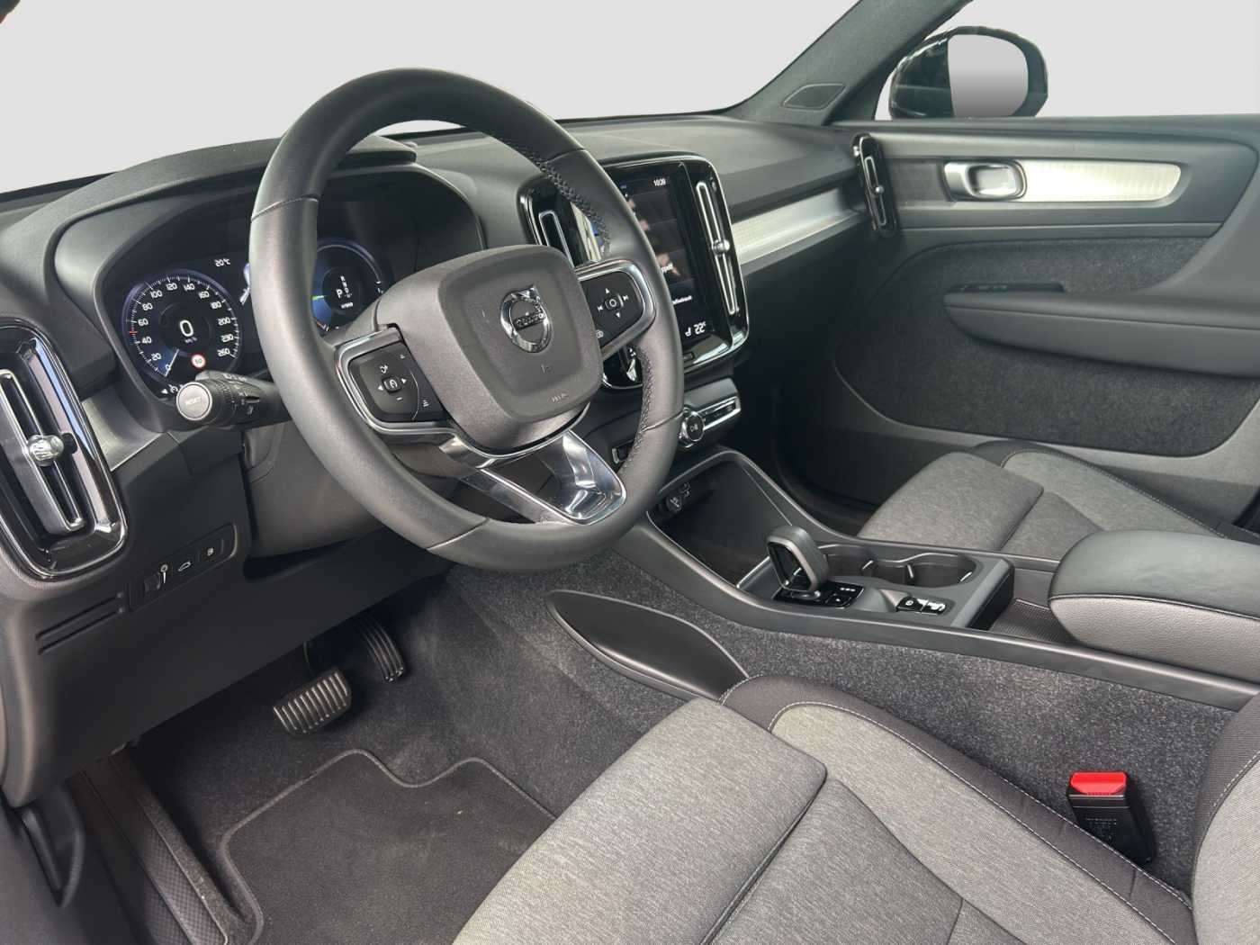 Volvo  XC 40