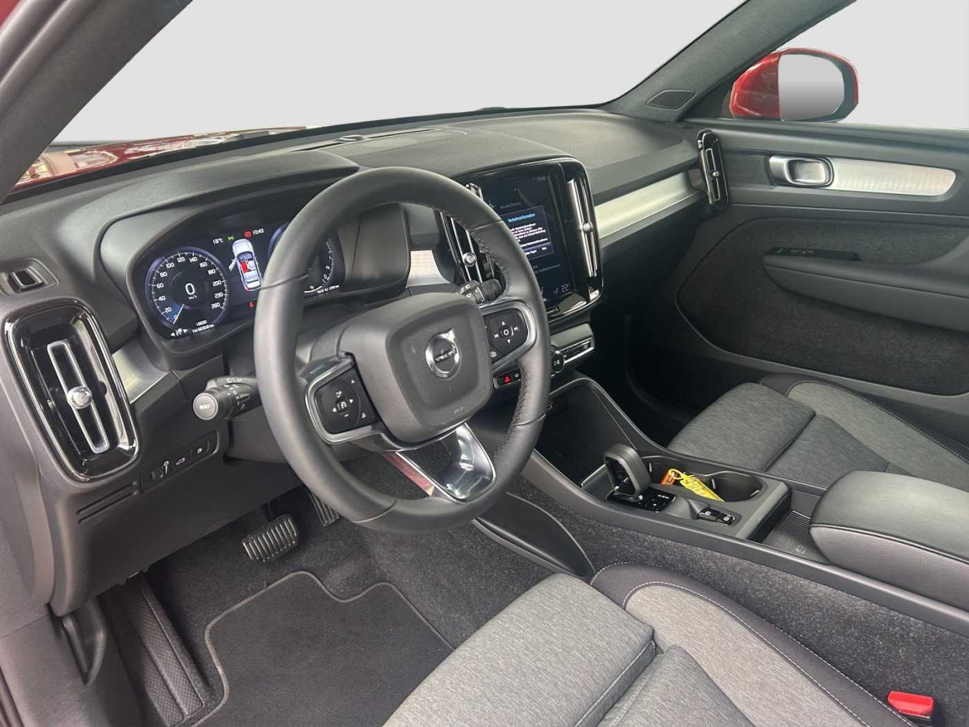 Volvo  XC 40