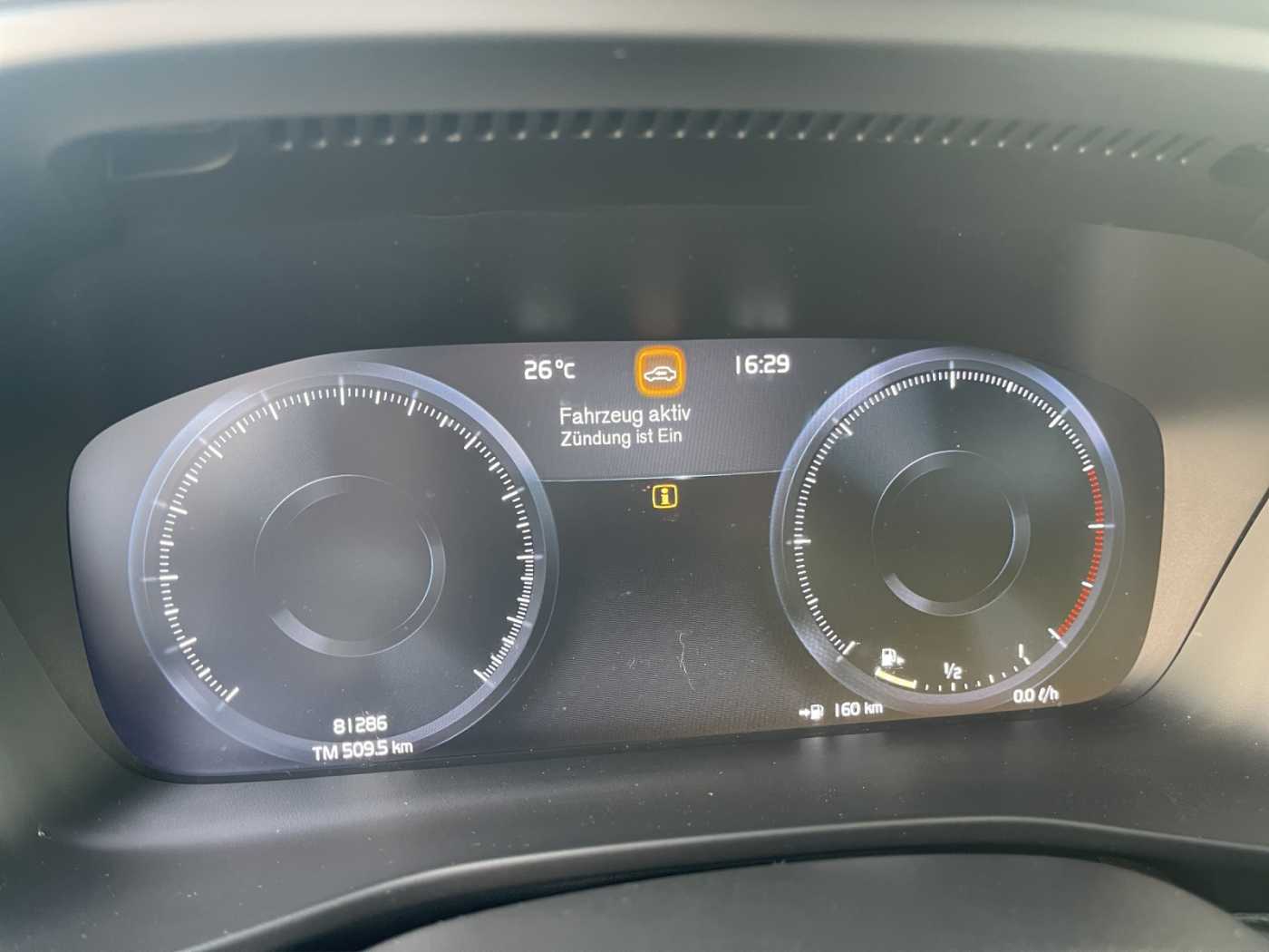 Volvo  XC 40