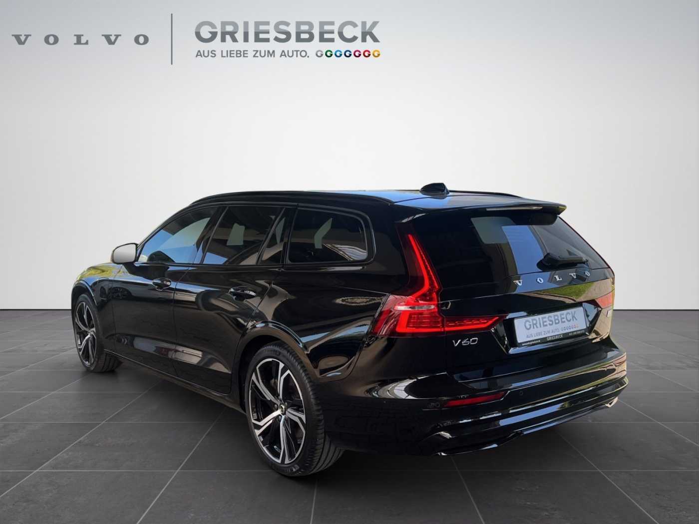 Volvo  Plus Dark Recharge