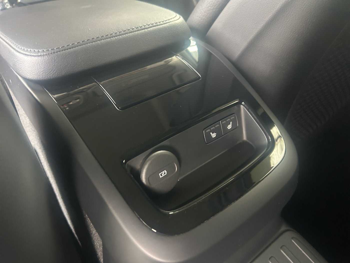 Volvo  Plus