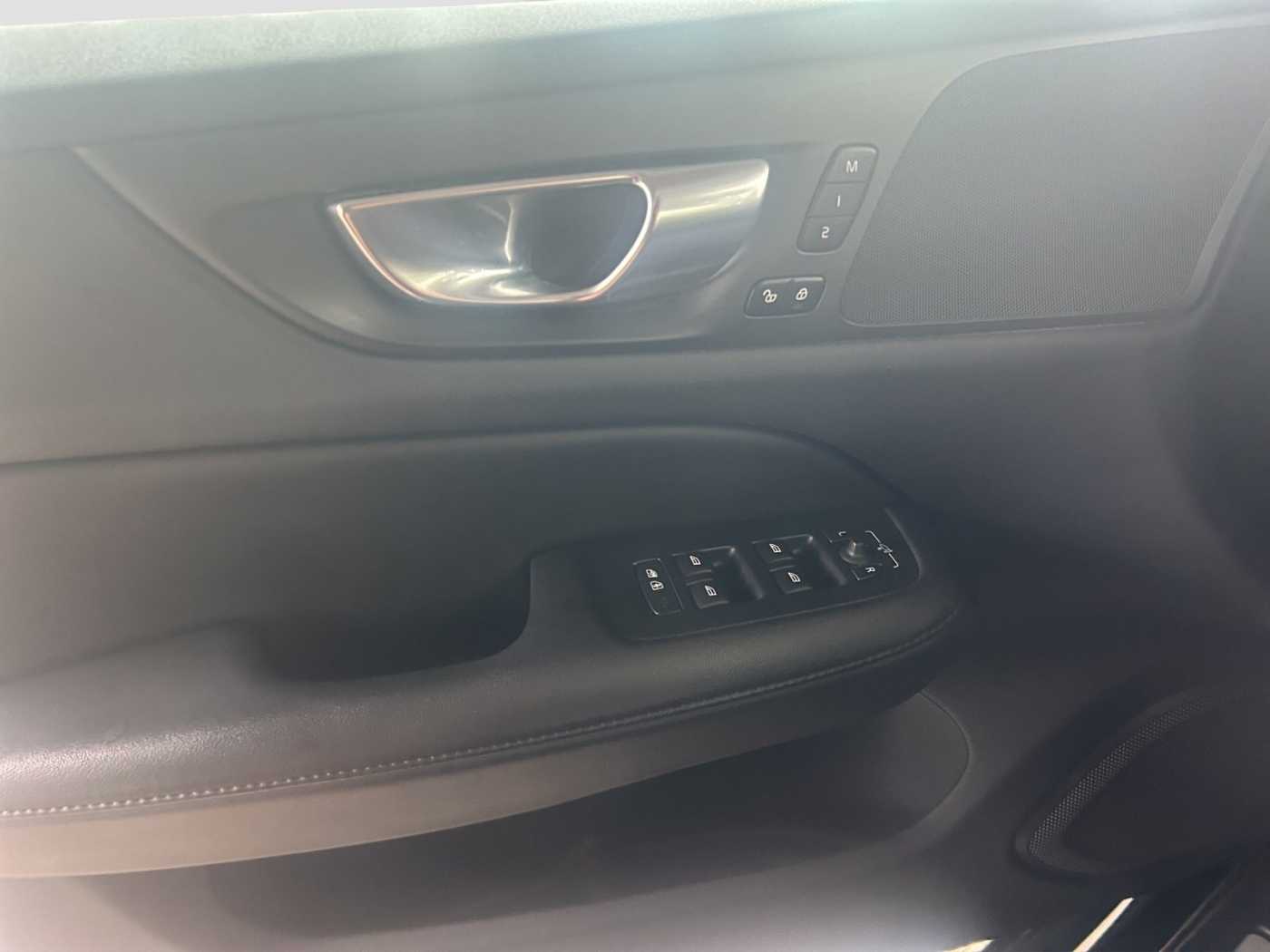 Volvo  Plus