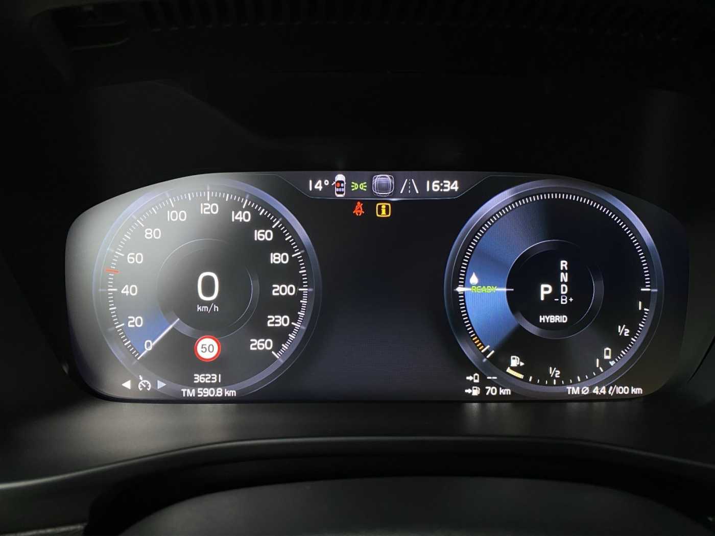 Volvo  XC 40