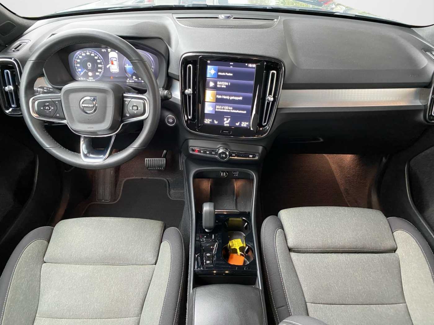 Volvo  XC 40