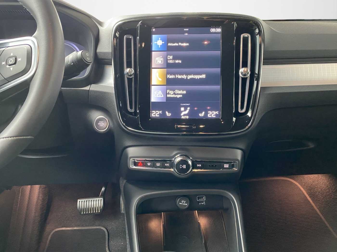 Volvo  XC 40