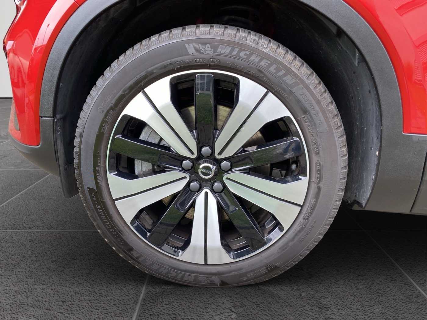 Volvo  XC 40