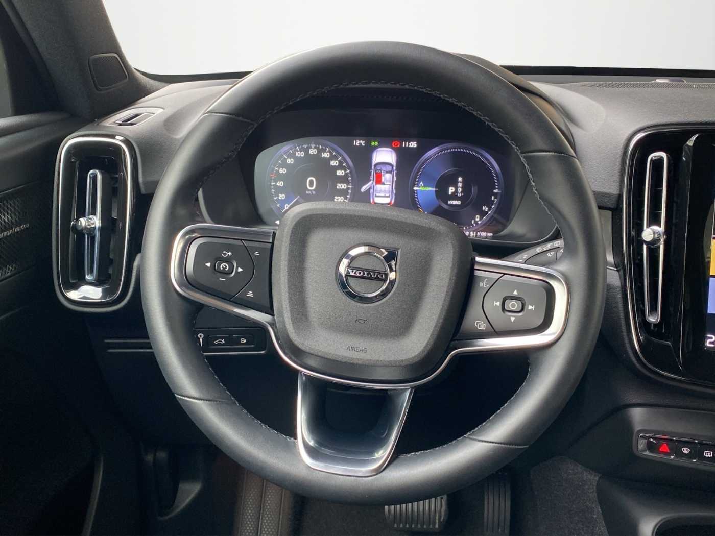 Volvo  XC 40