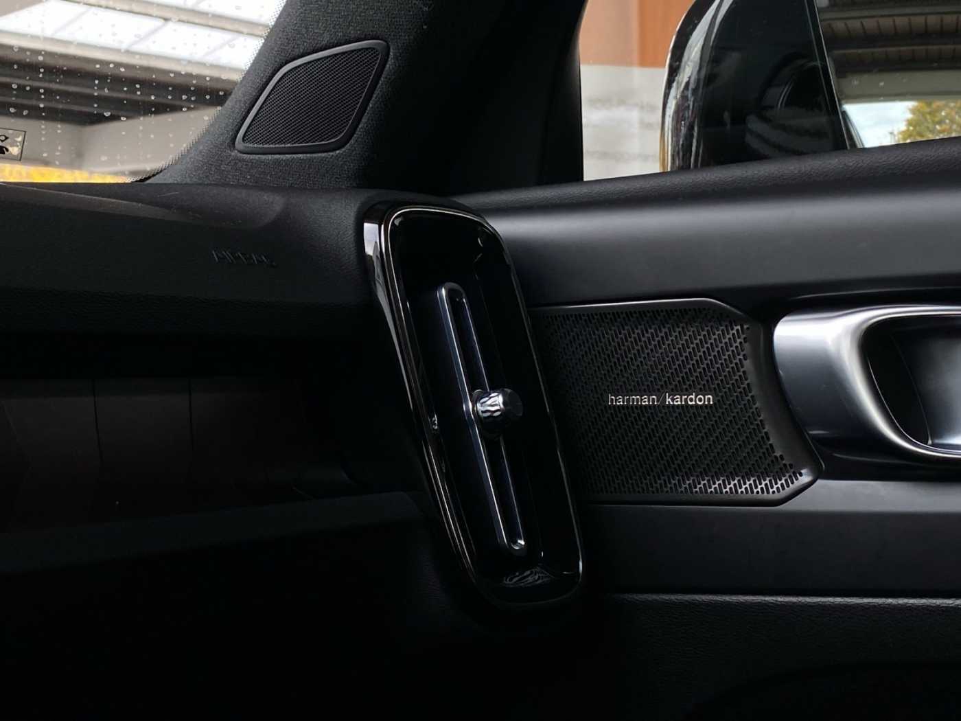 Volvo  XC 40
