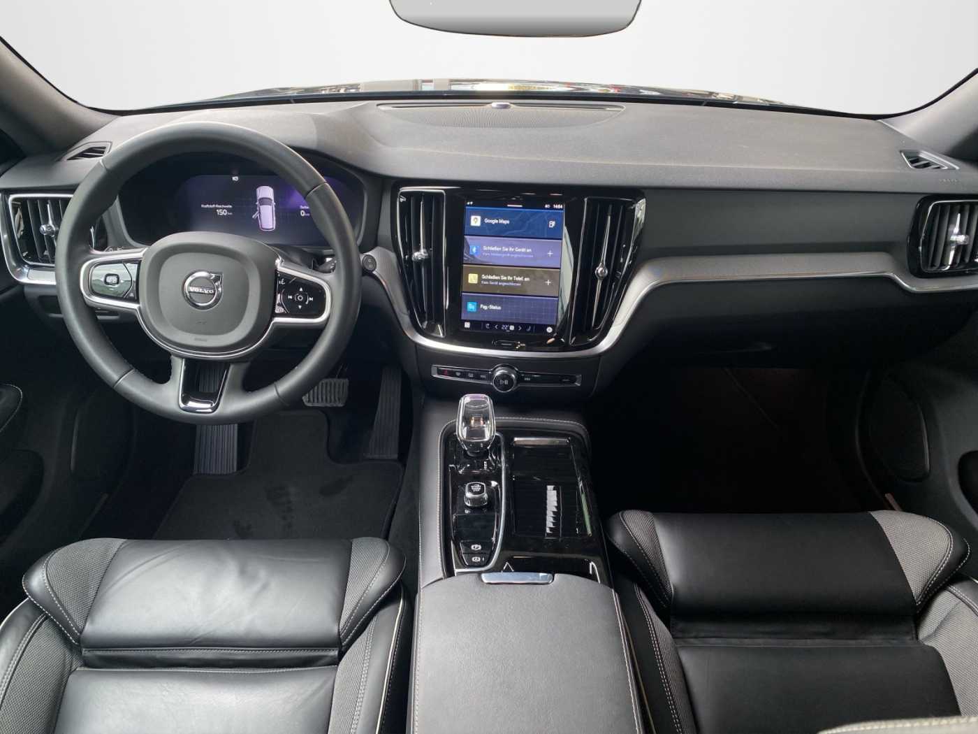 Volvo  Plus Dark Recharge