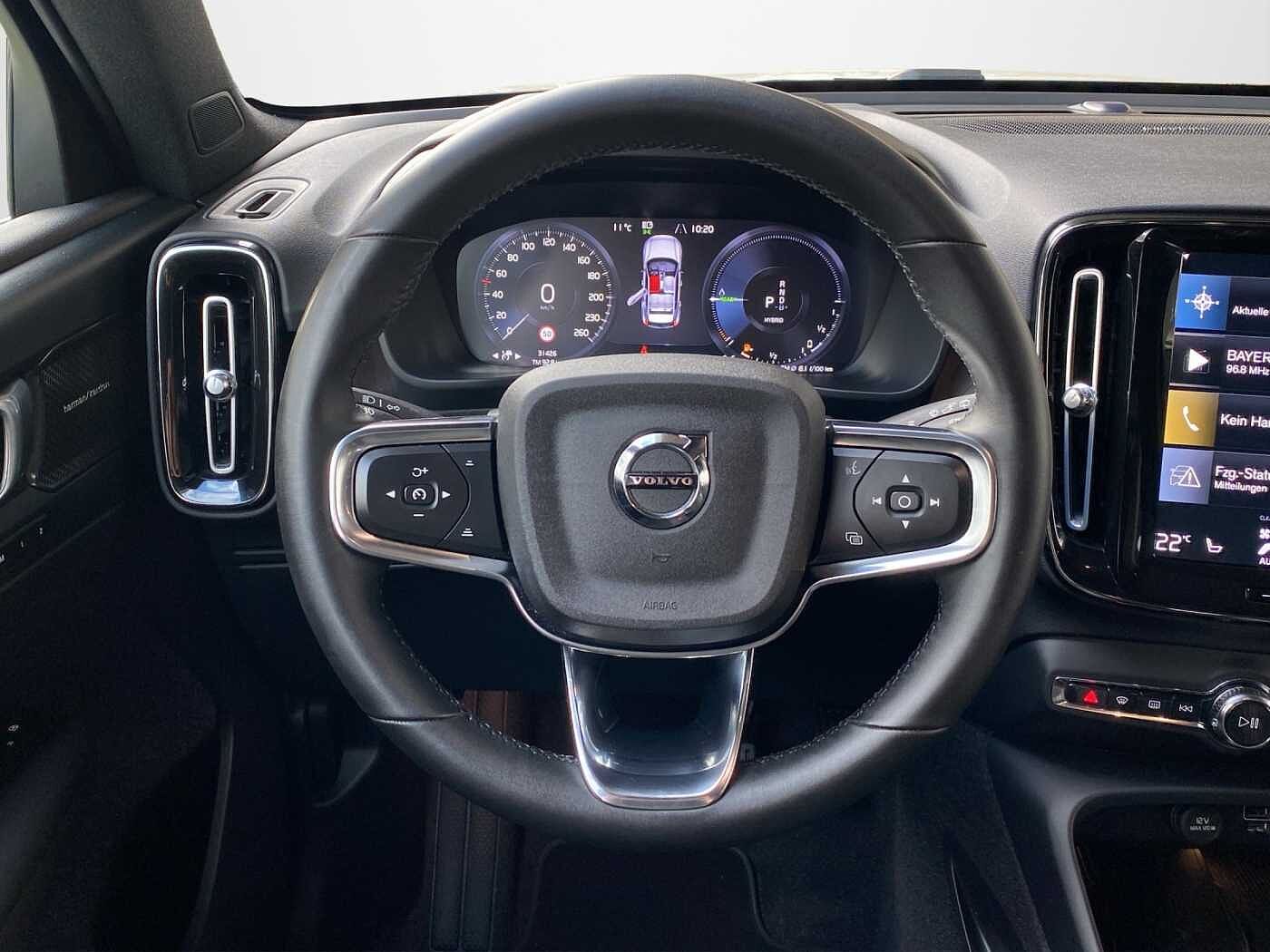 Volvo  XC 40