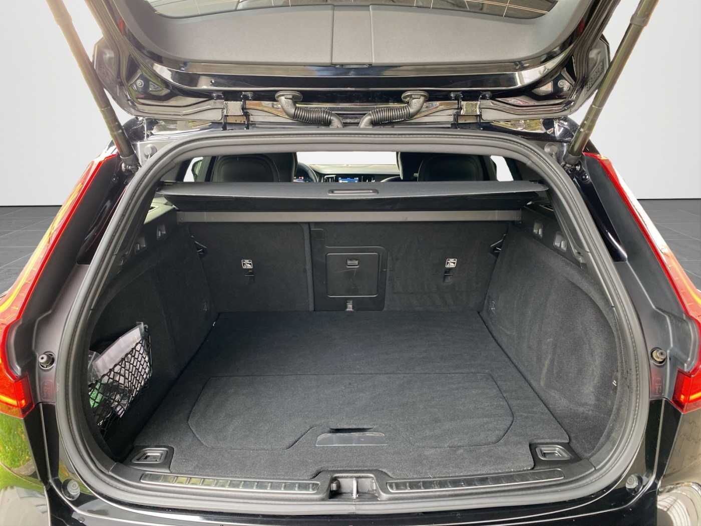 Volvo  Plus Bright Recharge
