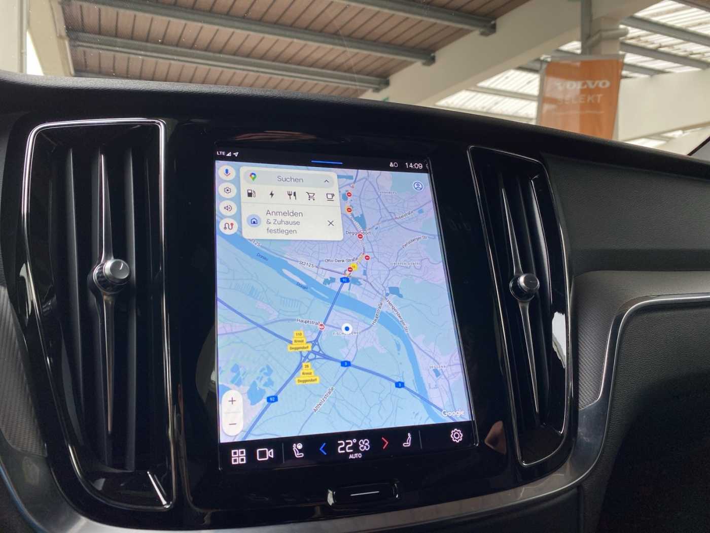 Volvo  Plus Bright Recharge