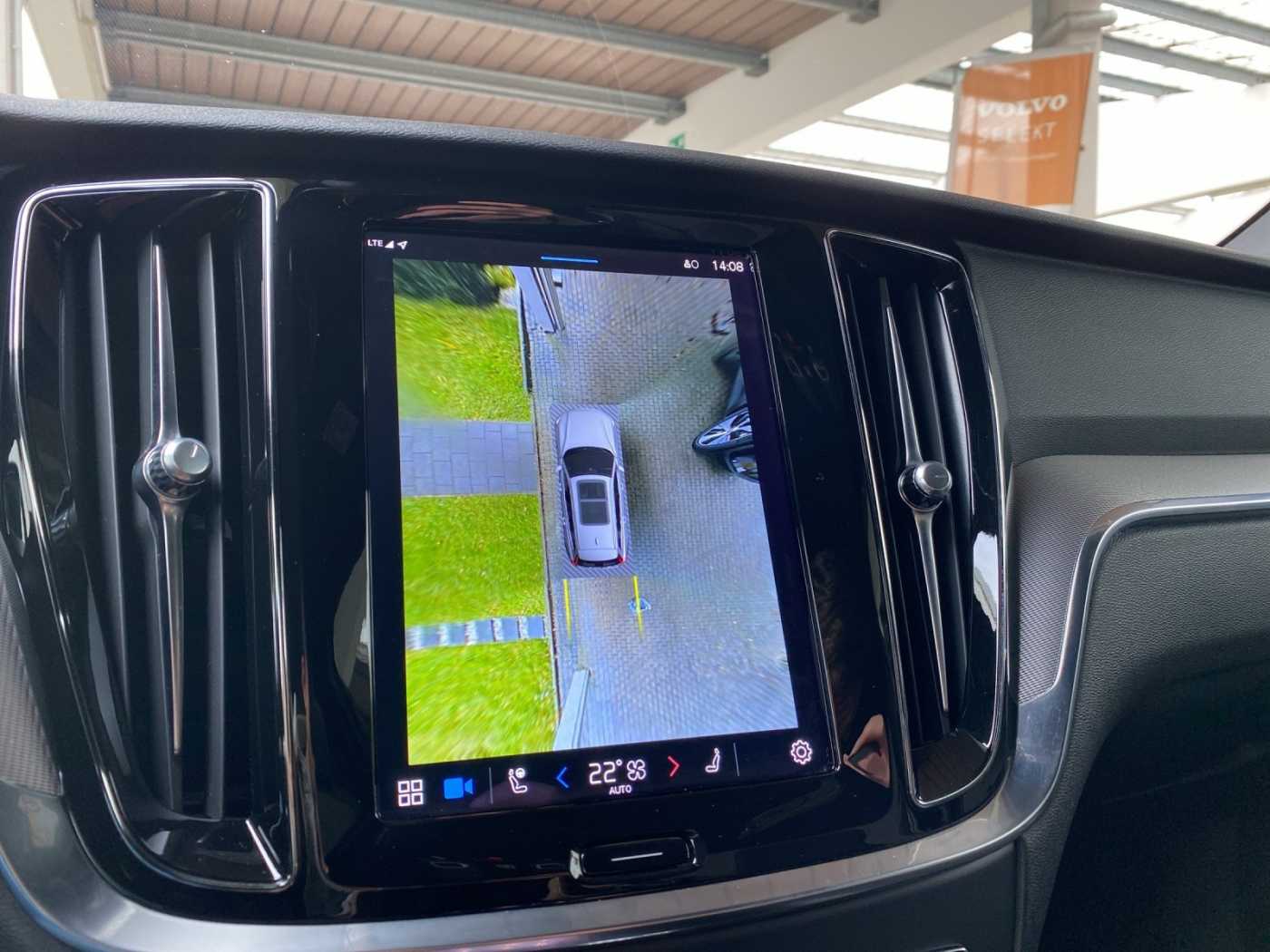 Volvo  Plus Bright Recharge