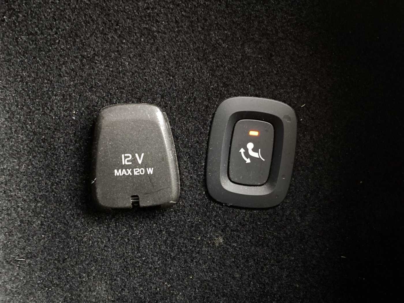 Volvo  Plus Bright Recharge