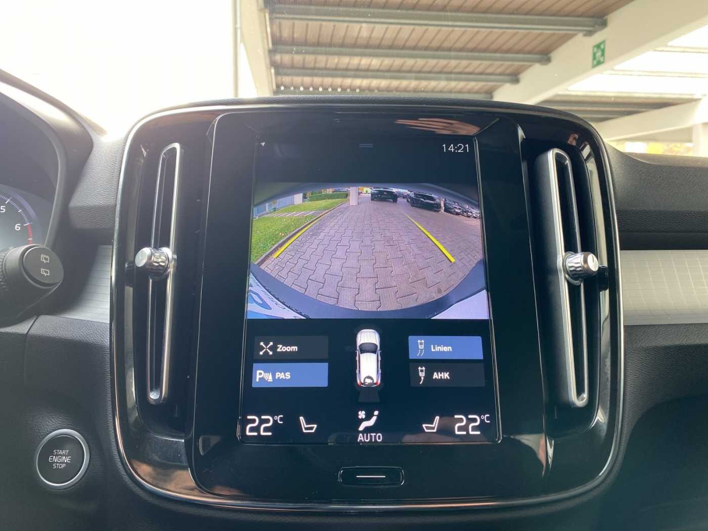 Volvo  XC 40