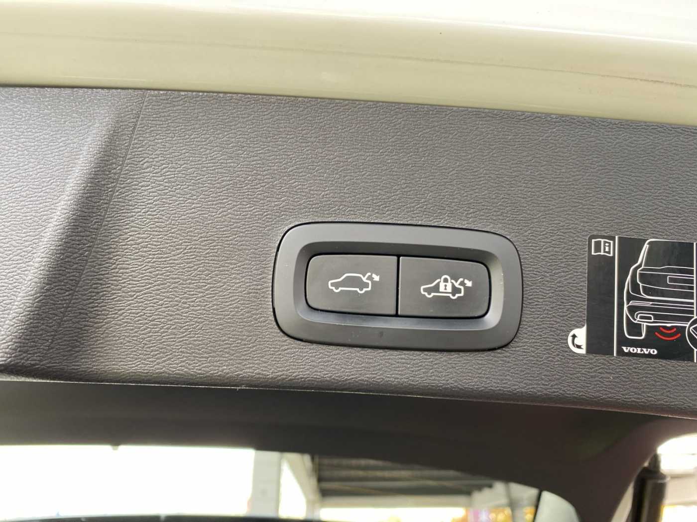 Volvo  XC 40
