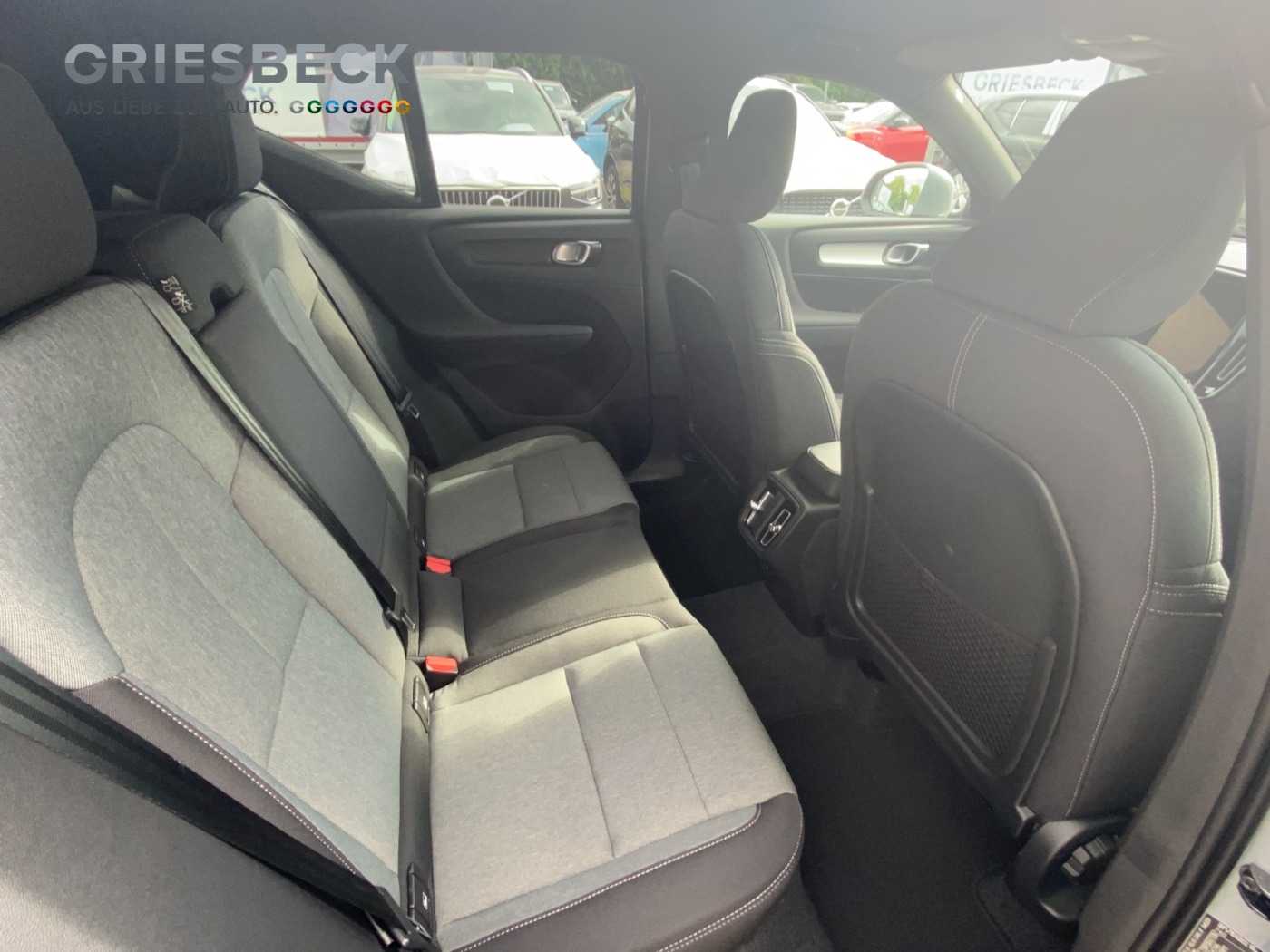 Volvo  XC 40