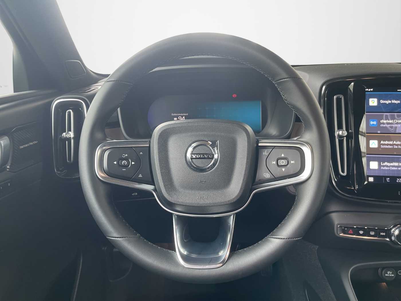 Volvo  XC 40