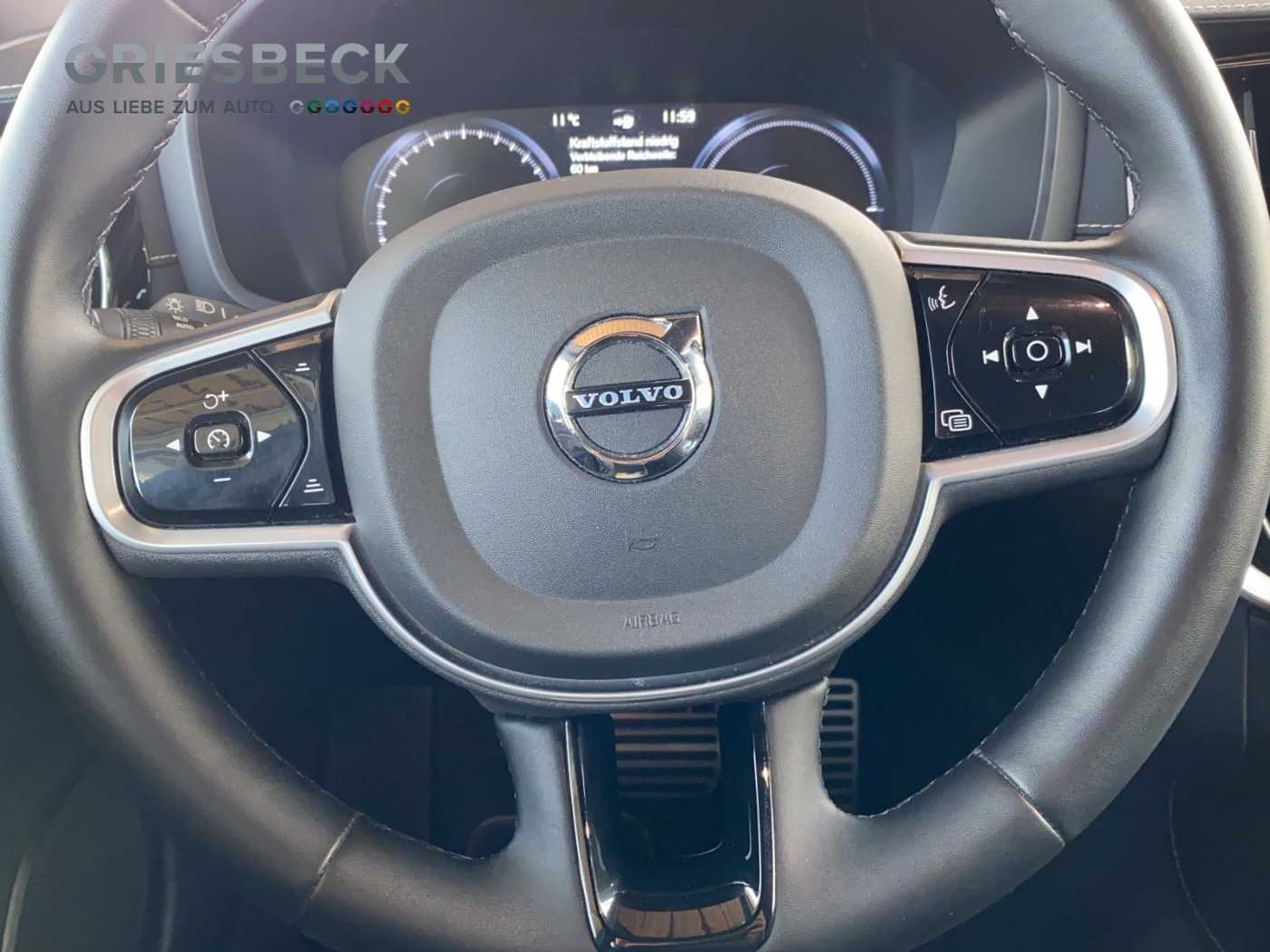 Volvo  R Design Recharge