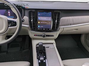 Volvo  Ultimate Bright