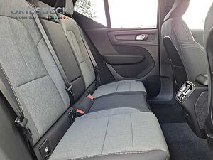 Volvo  XC 40