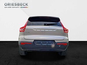 Volvo  XC 40