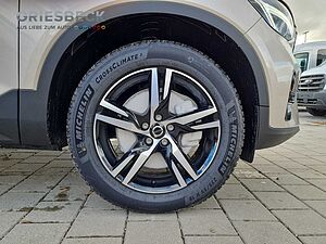 Volvo  XC 40