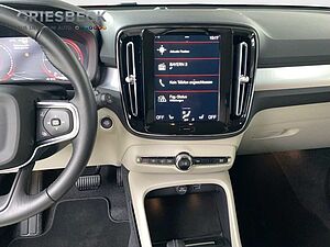Volvo  XC 40