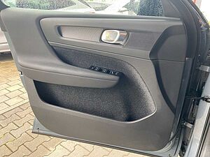 Volvo  XC 40