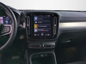 Volvo  XC 40