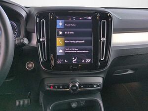 Volvo  XC 40
