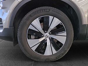 Volvo  XC 40