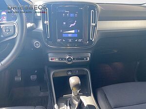 Volvo  XC 40