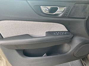 Volvo  Plus Recharge