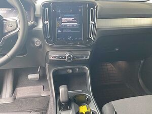 Volvo  XC 40