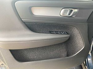 Volvo  XC 40