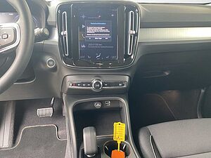 Volvo  XC 40