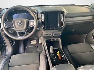 Volvo  XC 40