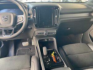 Volvo  XC 40