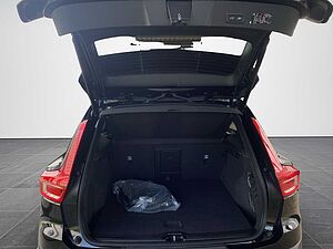 Volvo  XC 40