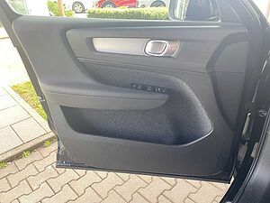 Volvo  XC 40