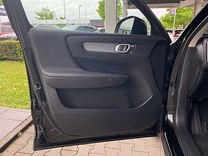 Volvo  XC 40